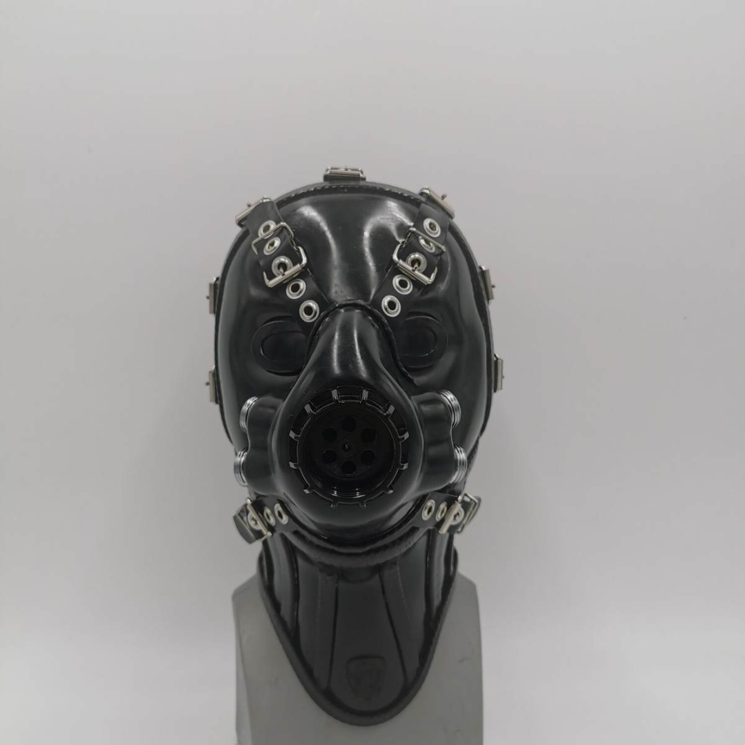 Heavy Rubber | Foto 3 von 8