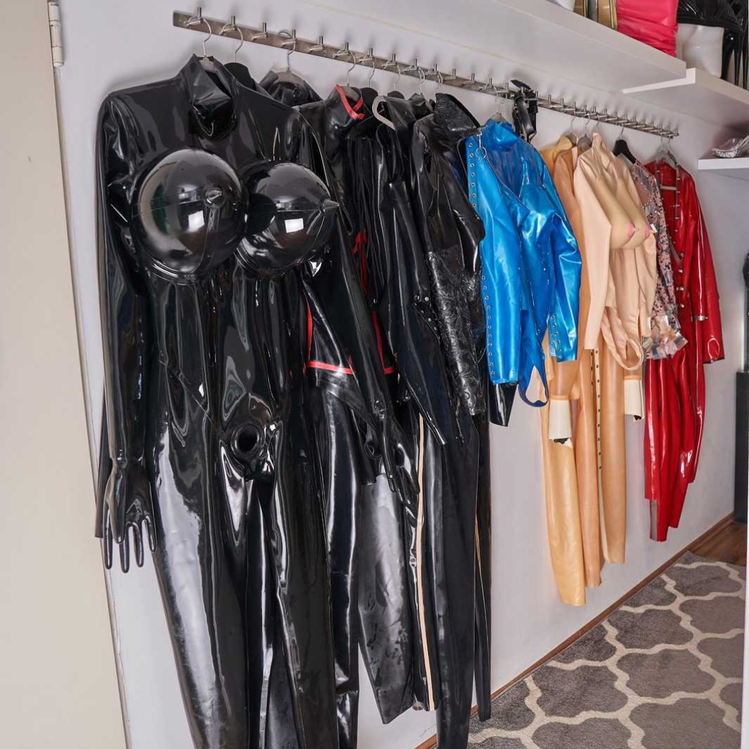 Latex | Foto 19 von 23